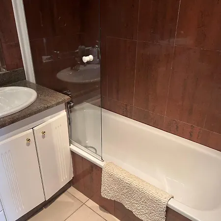 33 Pleasures Del Duque Apartmán *